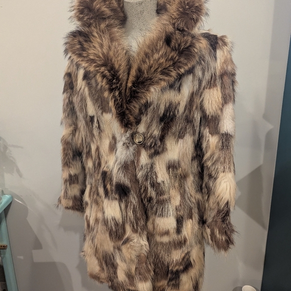 Vintage Patchwork Coyote Fur Coat Reversible Hippy Floral Pattern Sz M - Picture 8 of 8